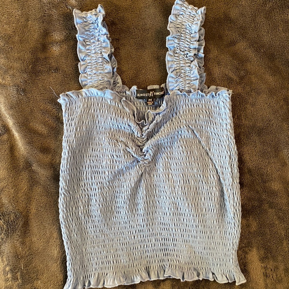 Ruffle crop tank, size medium